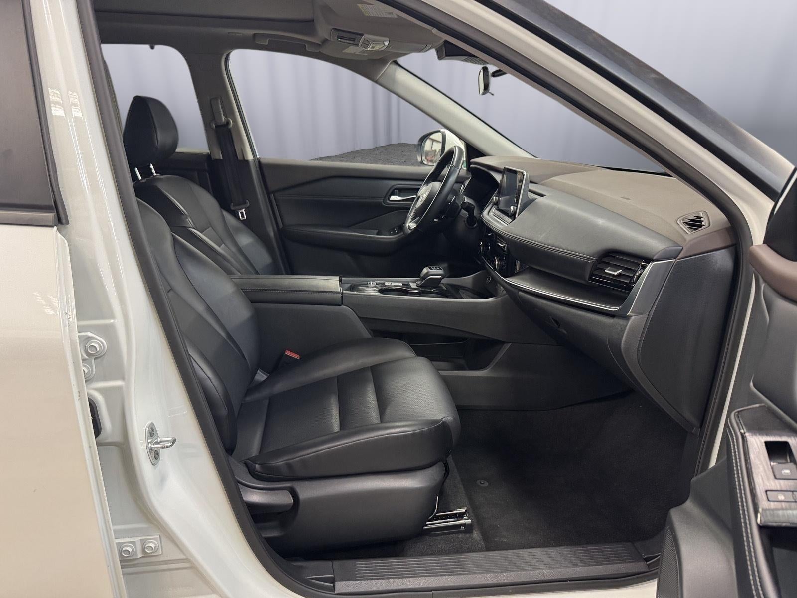 2022 Nissan Rogue SV FWD