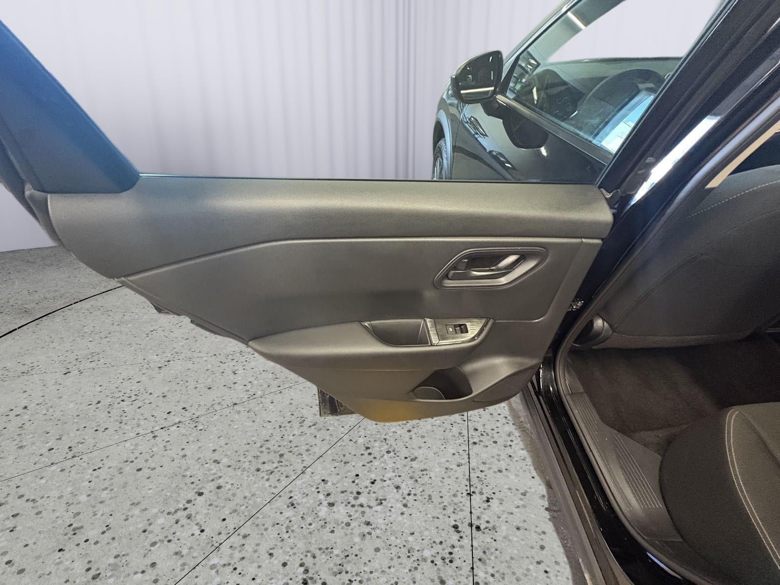 2024 Nissan Rogue SV Intelligent AWD