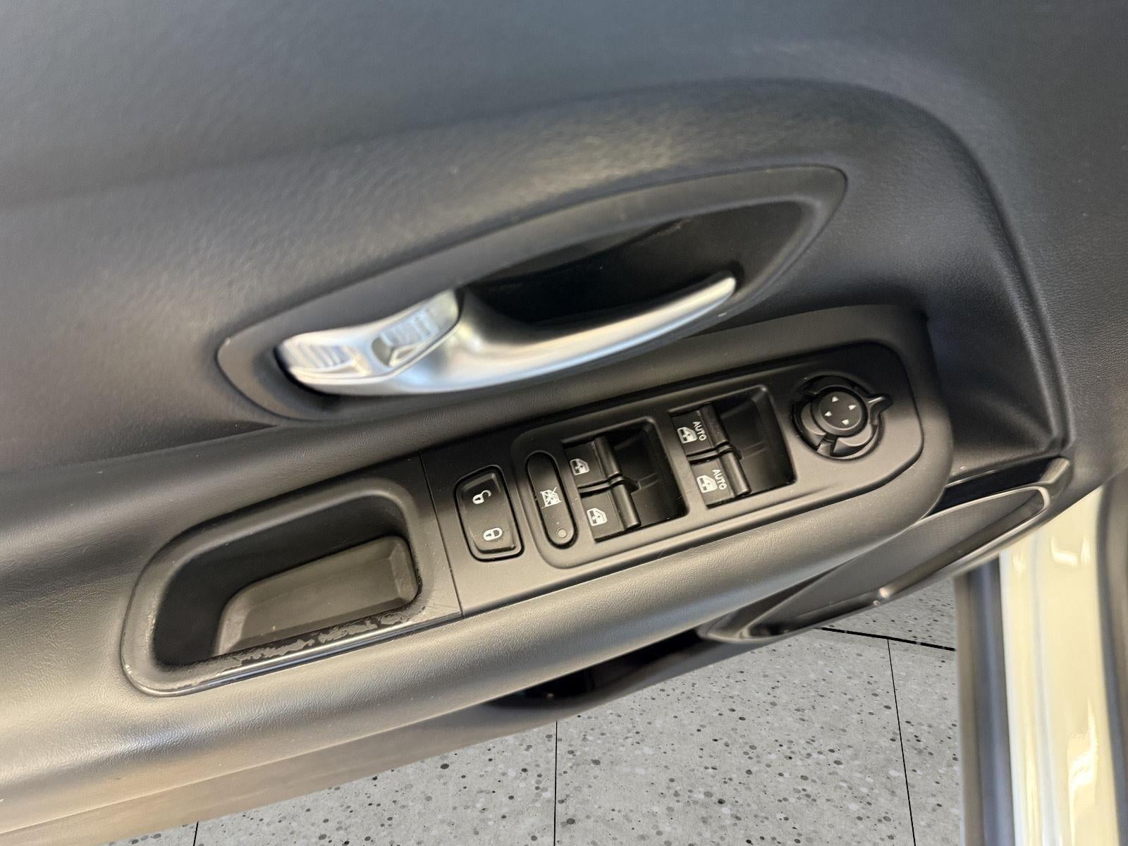 2019 Jeep Renegade Altitude FWD