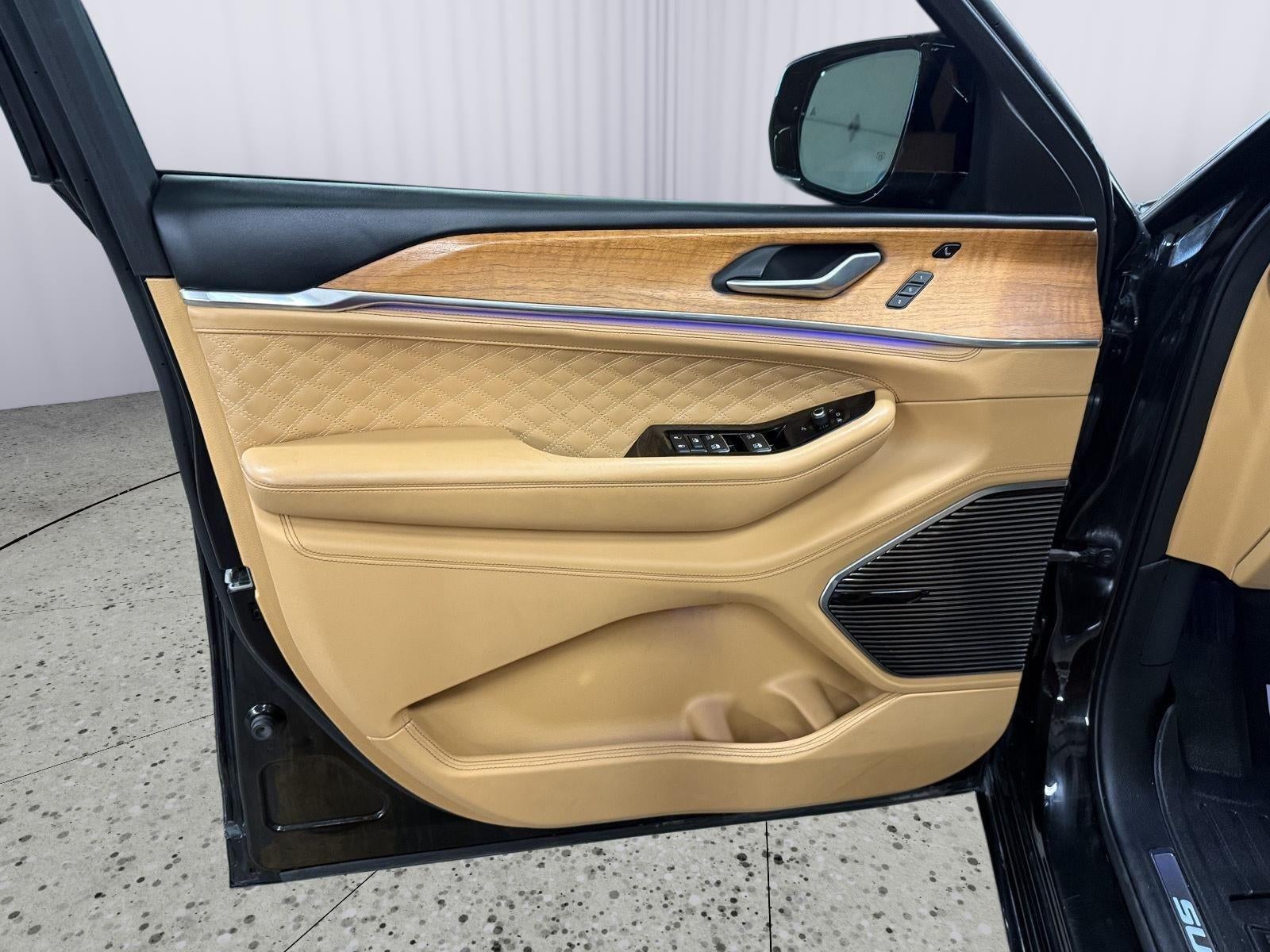 2022 Jeep Grand Cherokee Summit Reserve