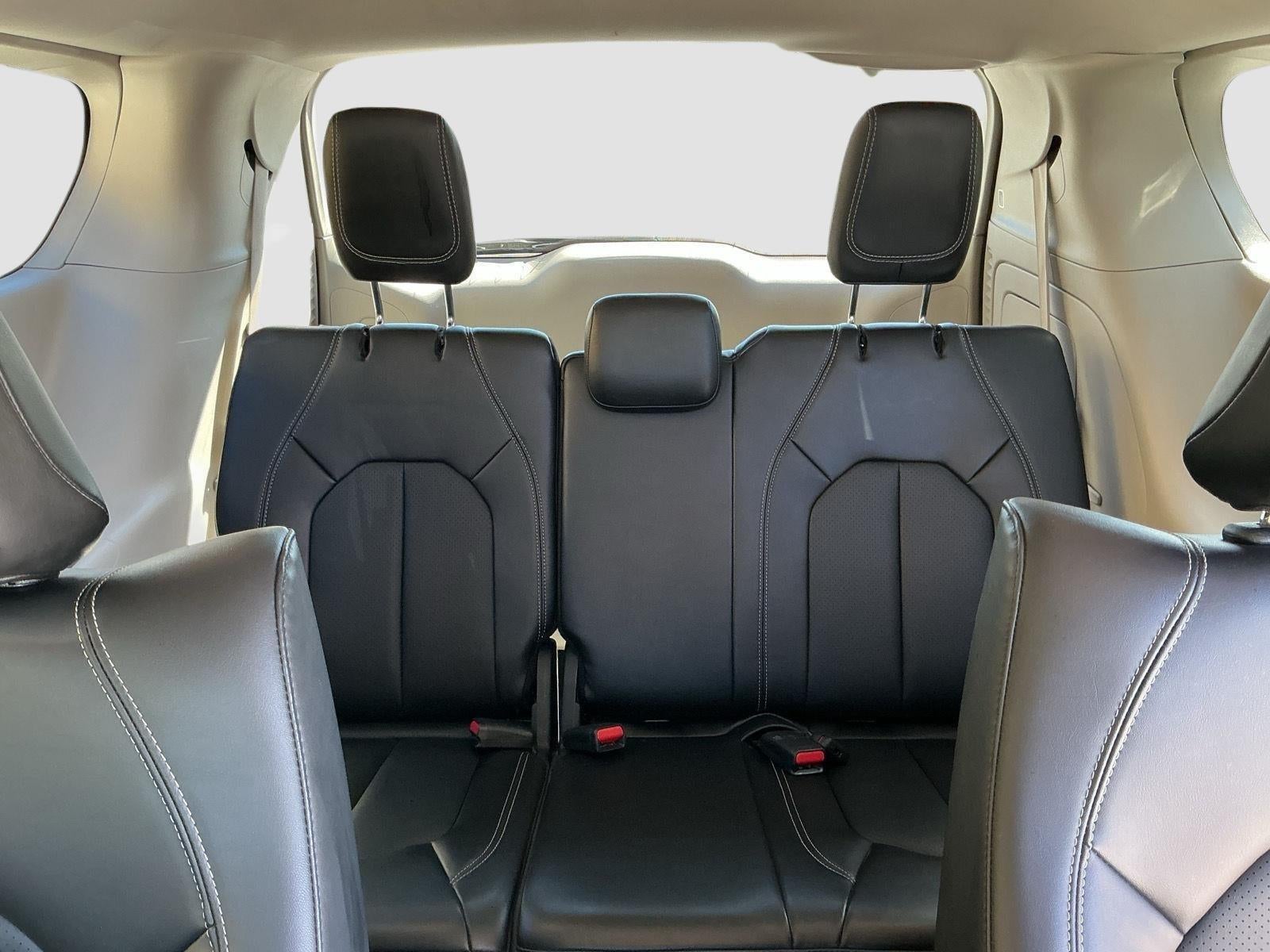 2024 Chrysler Pacifica Hybrid Select
