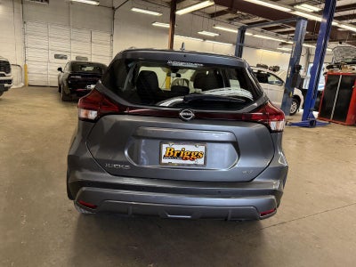 2023 Nissan Kicks SV