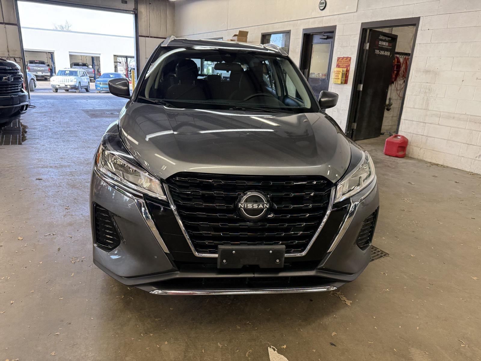 2023 Nissan Kicks SV