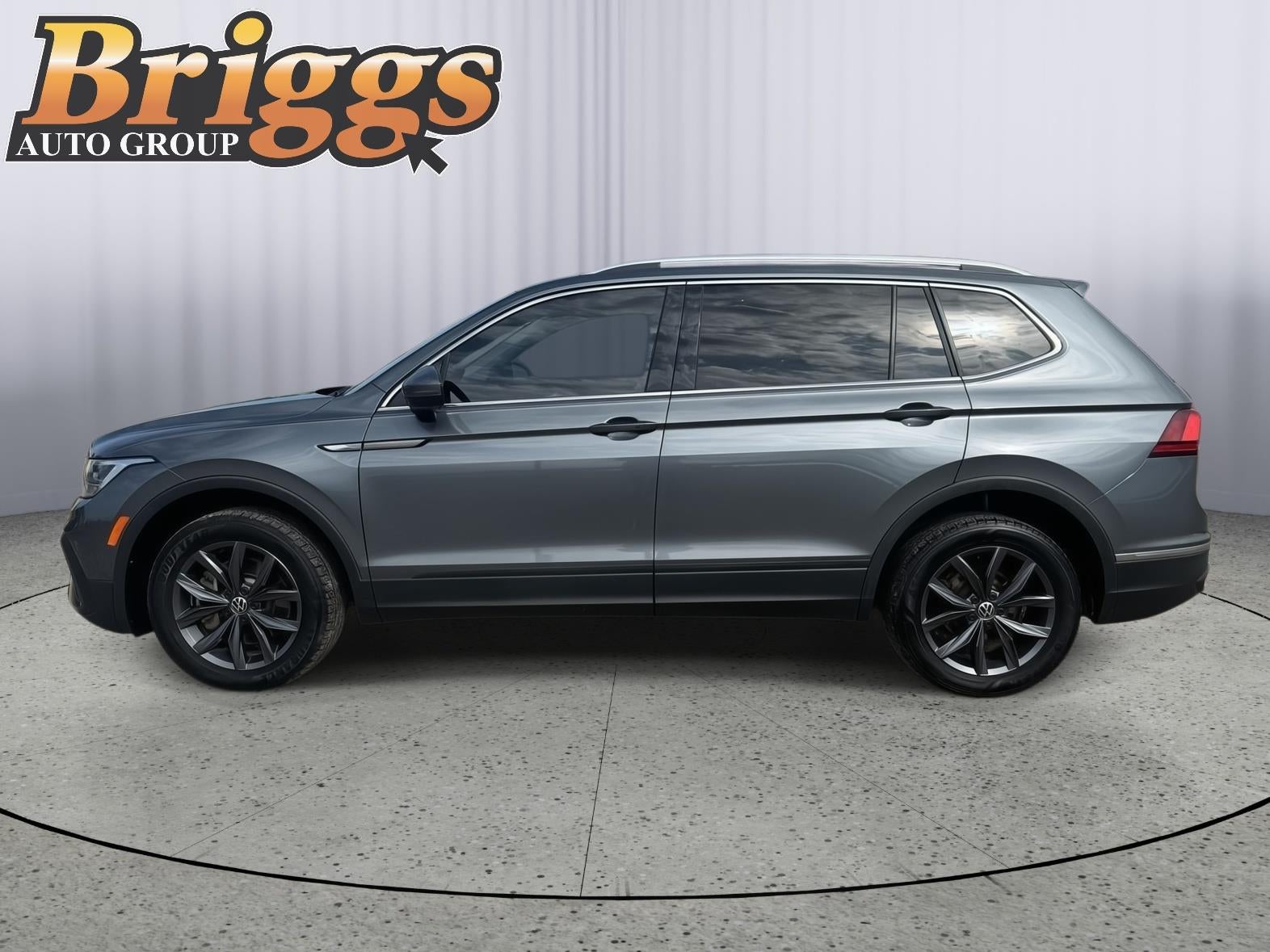 2022 Volkswagen Tiguan SE