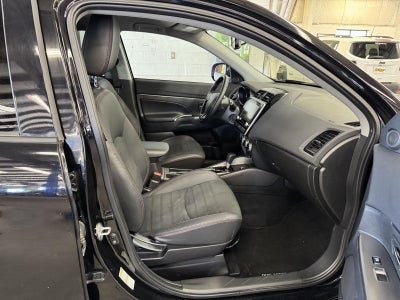 2023 Mitsubishi Outlander Sport SE