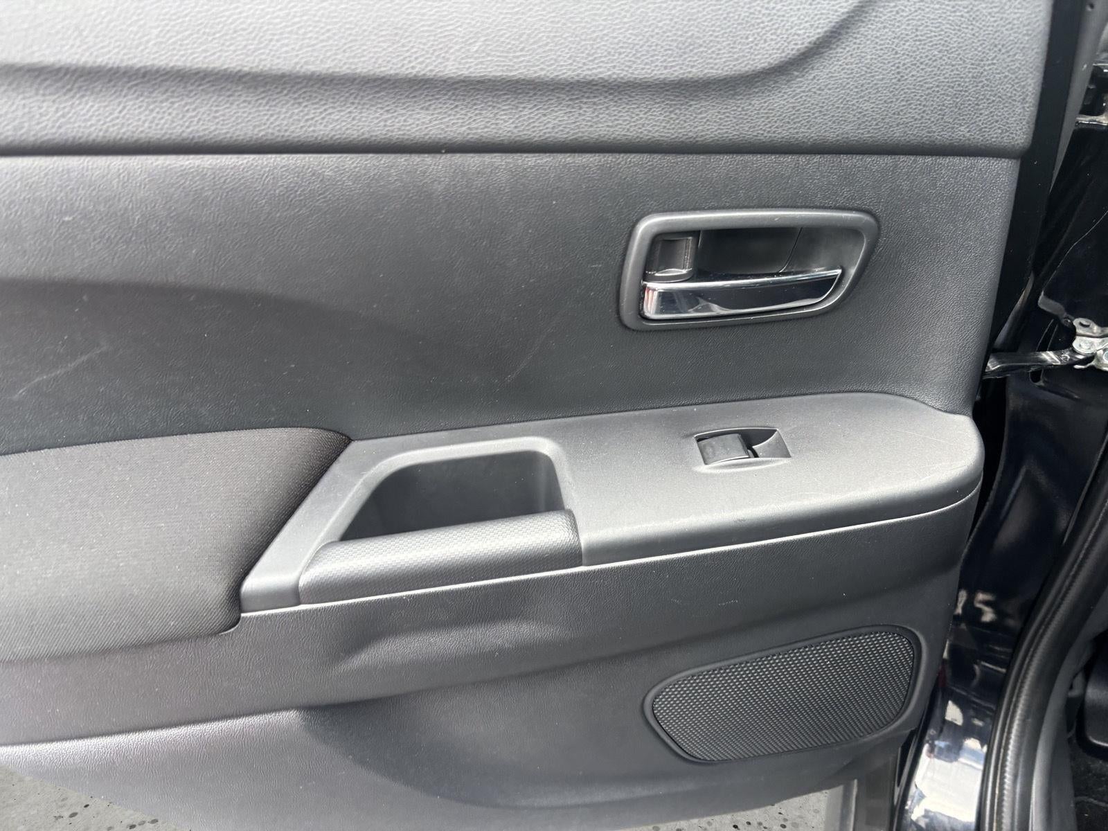 2025 Mitsubishi OUTLANDER SPORT SPORT