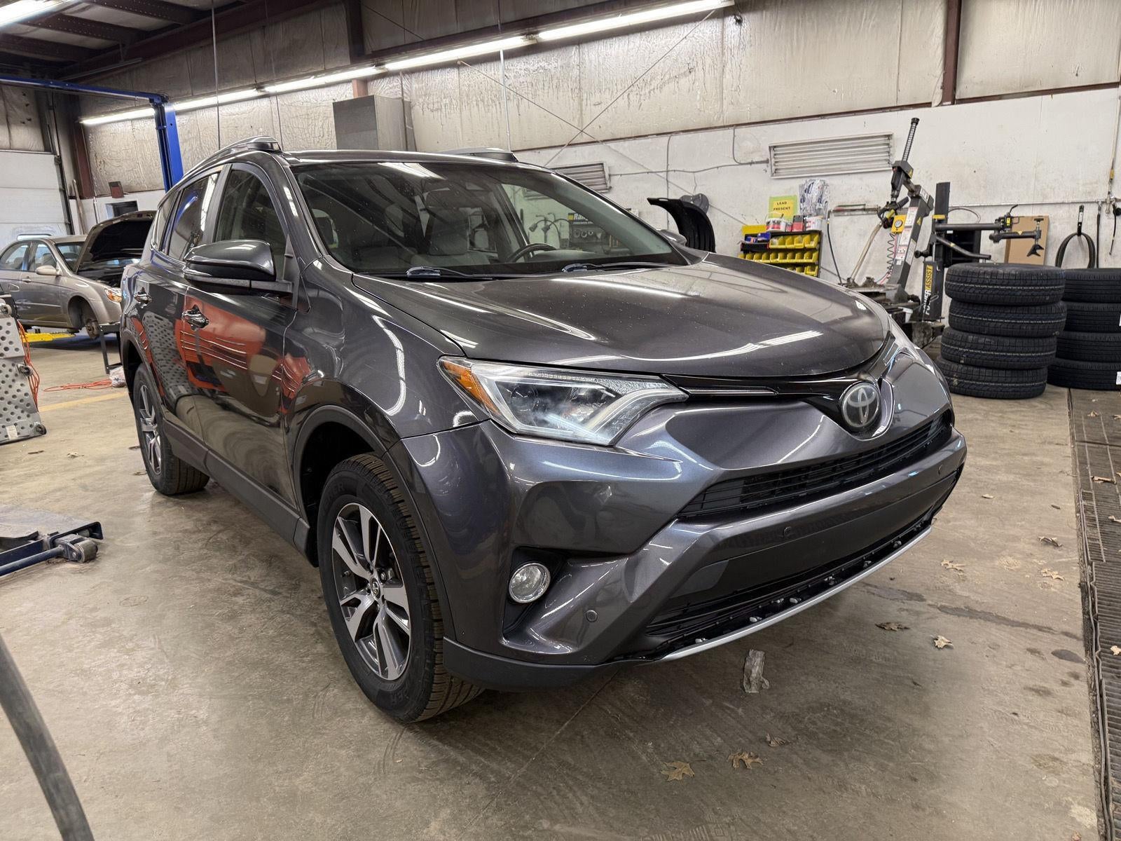 2017 Toyota RAV4 XLE