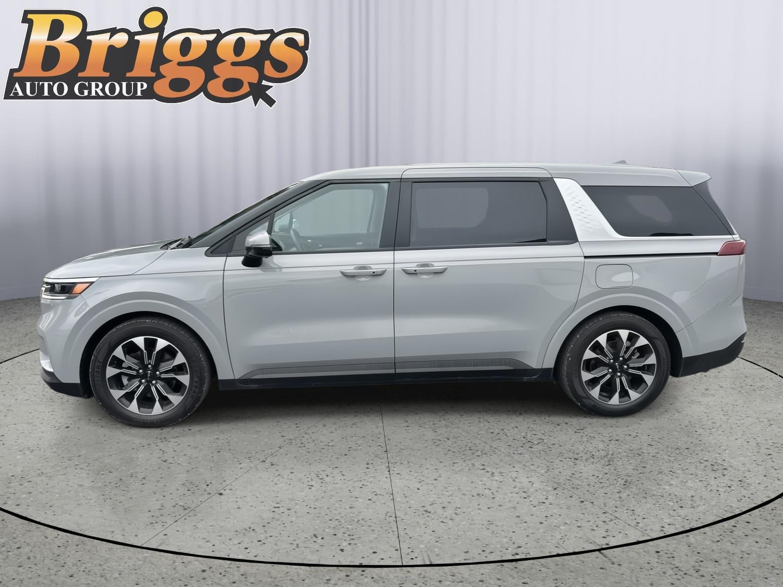 2024 Kia Carnival EX