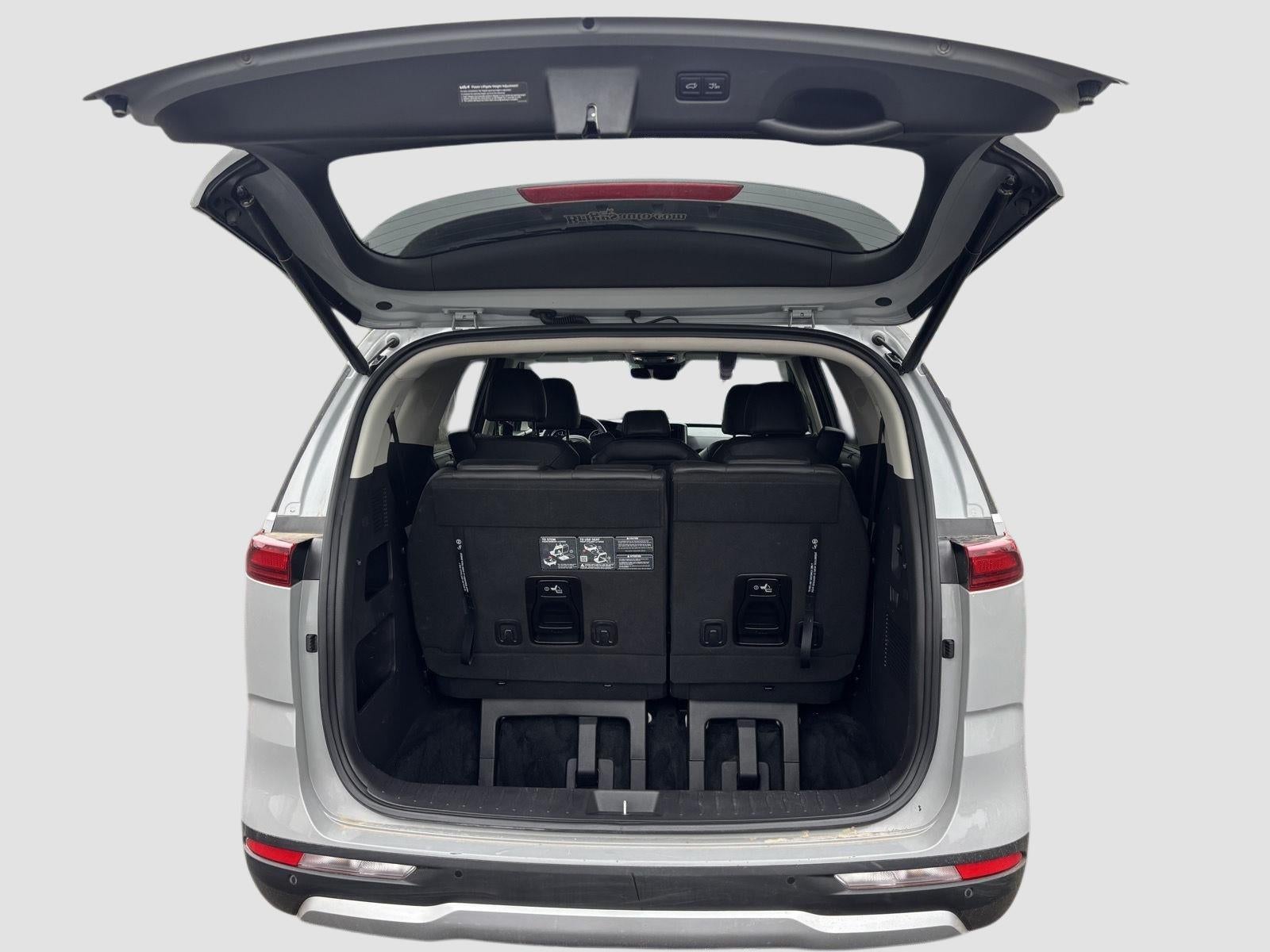 2024 Kia Carnival EX
