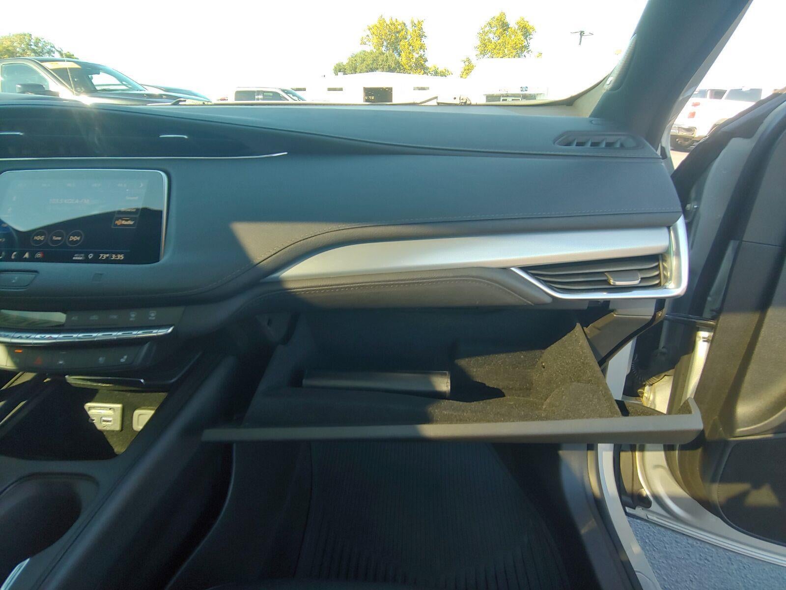 2019 Cadillac XT4 AWD Premium Luxury