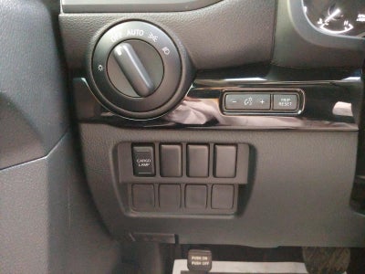 2022 Nissan Titan SV