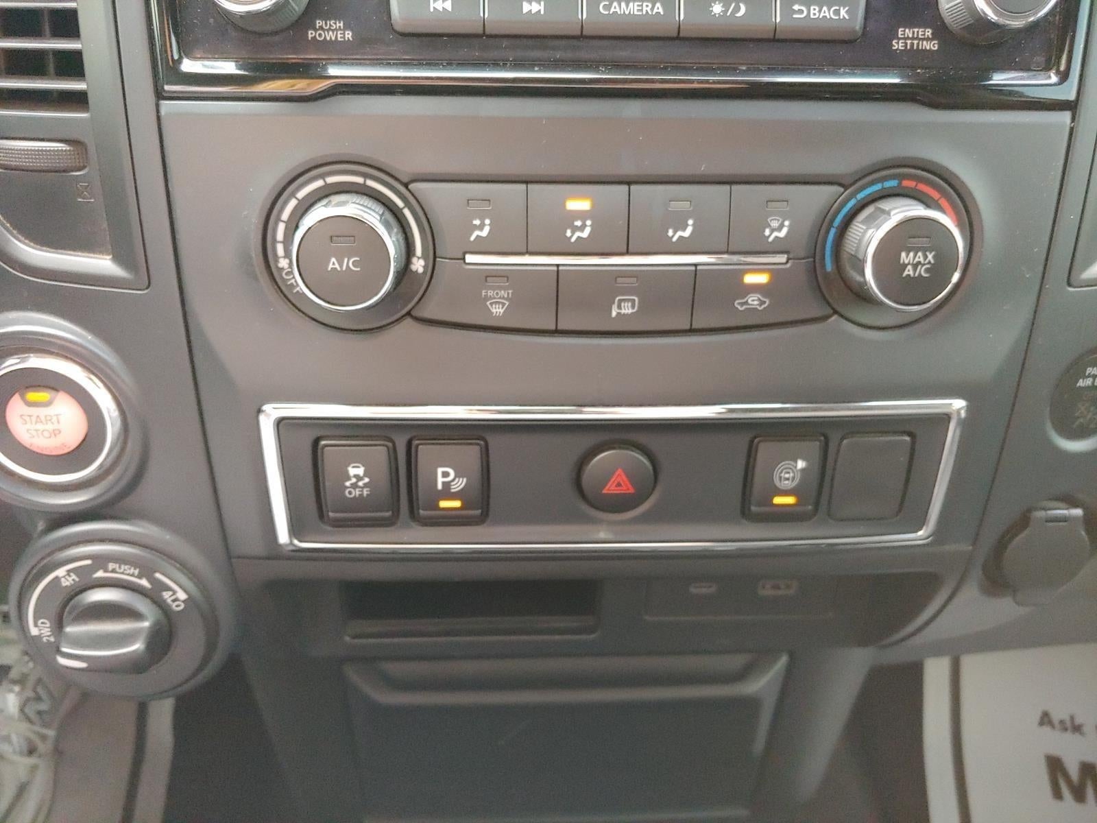 2022 Nissan Titan SV