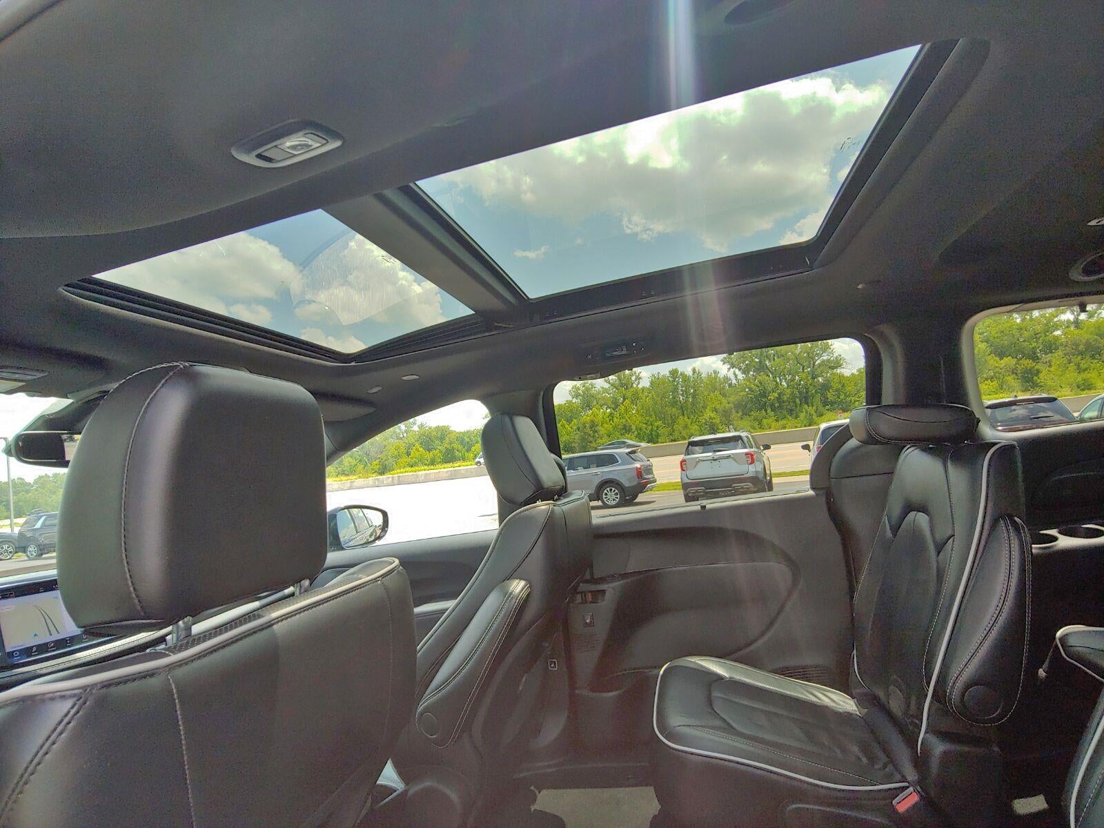 2025 Chrysler Pacifica Limited