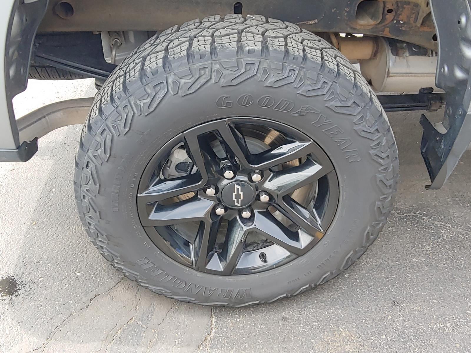 2023 Chevrolet Silverado 1500 Custom Trail Boss