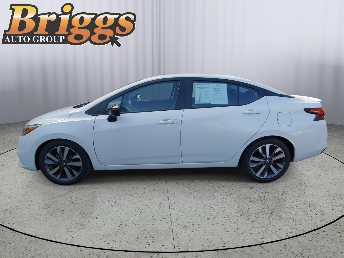 2020 Nissan Versa SR