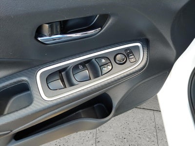 2020 Nissan Versa SR