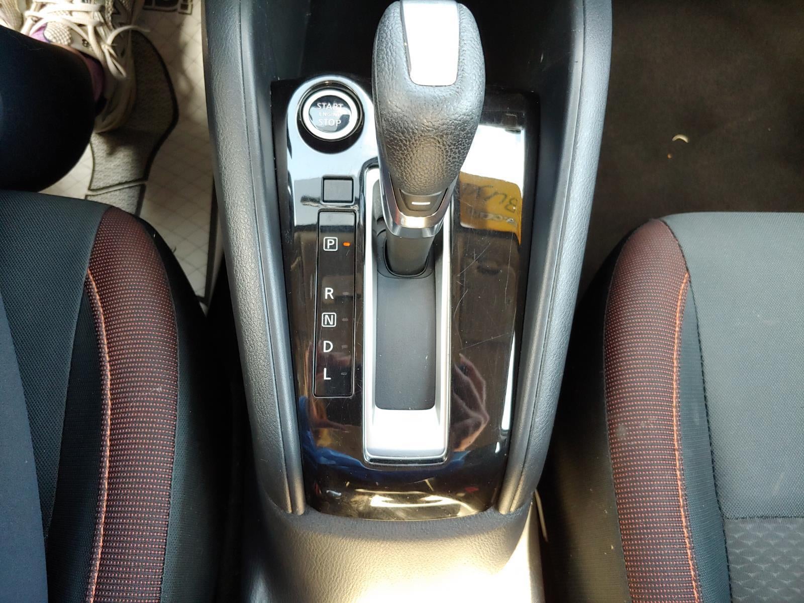 2020 Nissan Versa SR