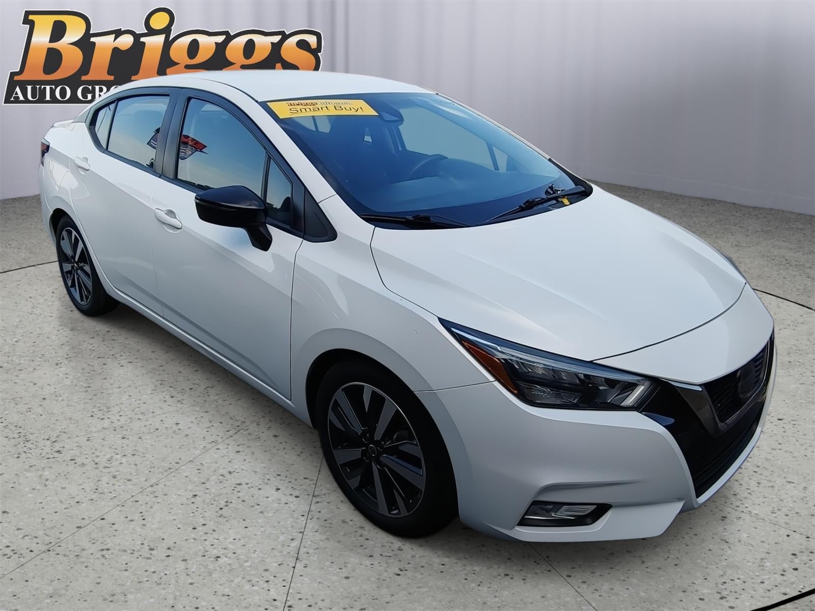 2020 Nissan Versa SR