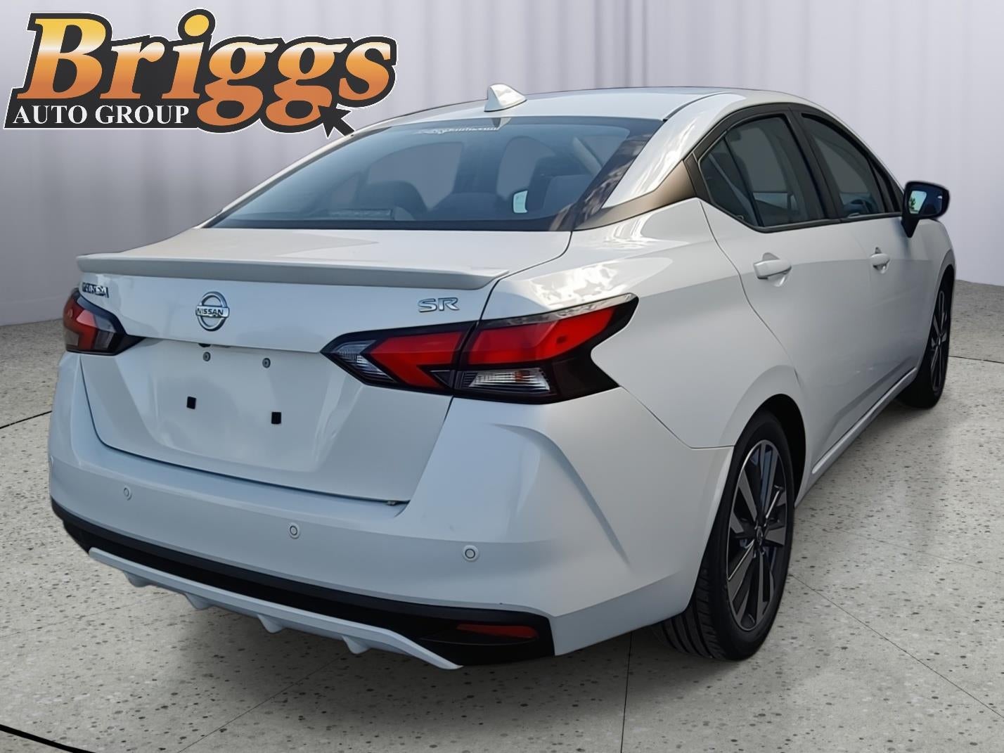 2020 Nissan Versa SR