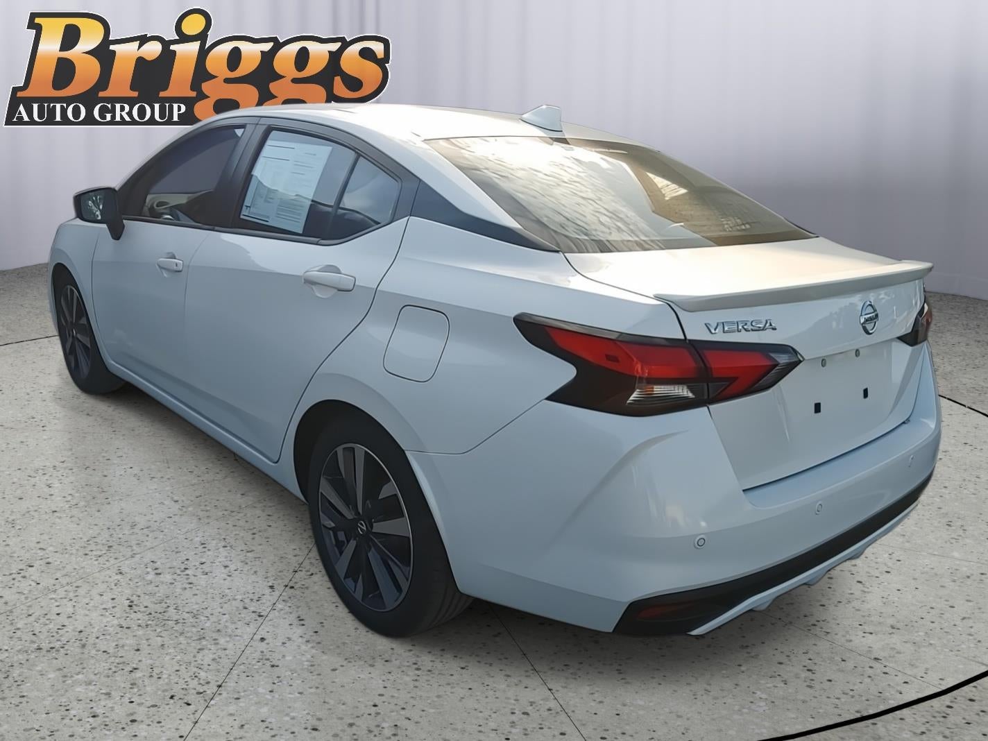 2020 Nissan Versa SR