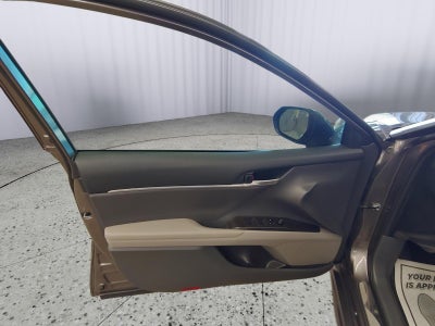 2024 Toyota Camry Hybrid SE