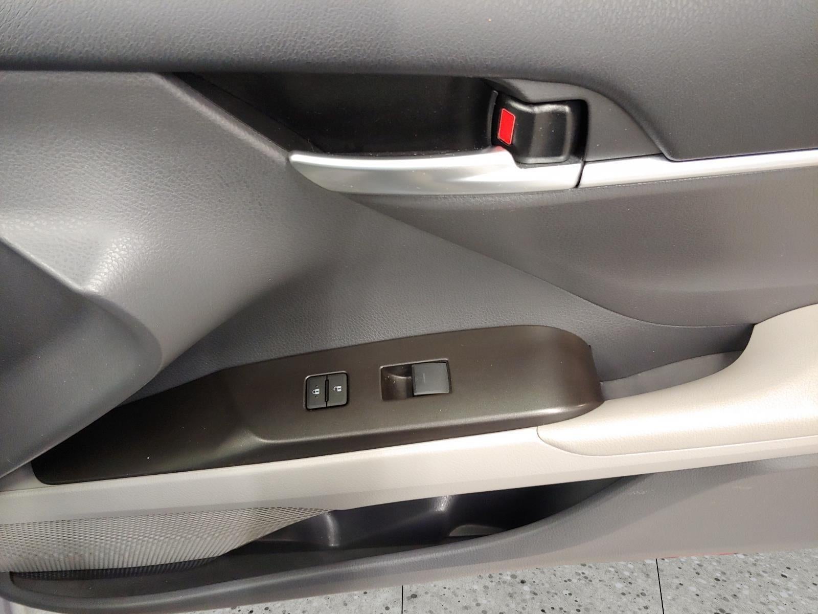 2024 Toyota Camry Hybrid SE