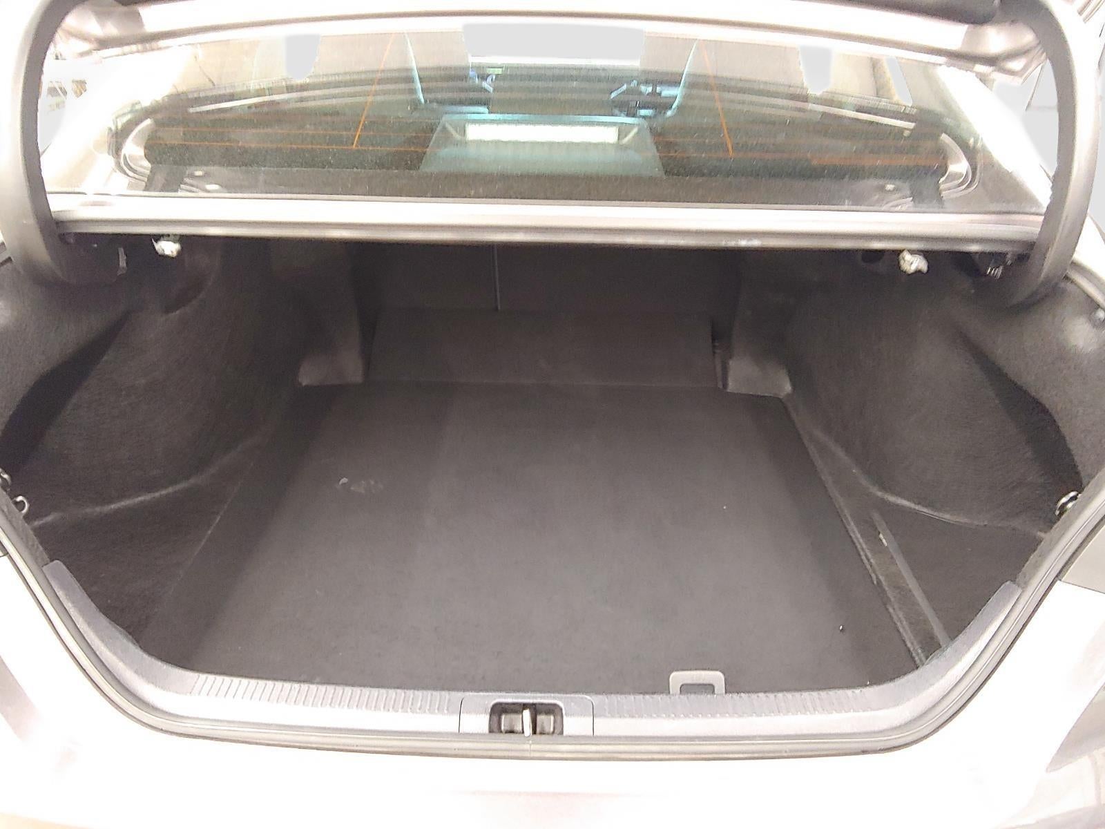 2024 Toyota Camry Hybrid SE