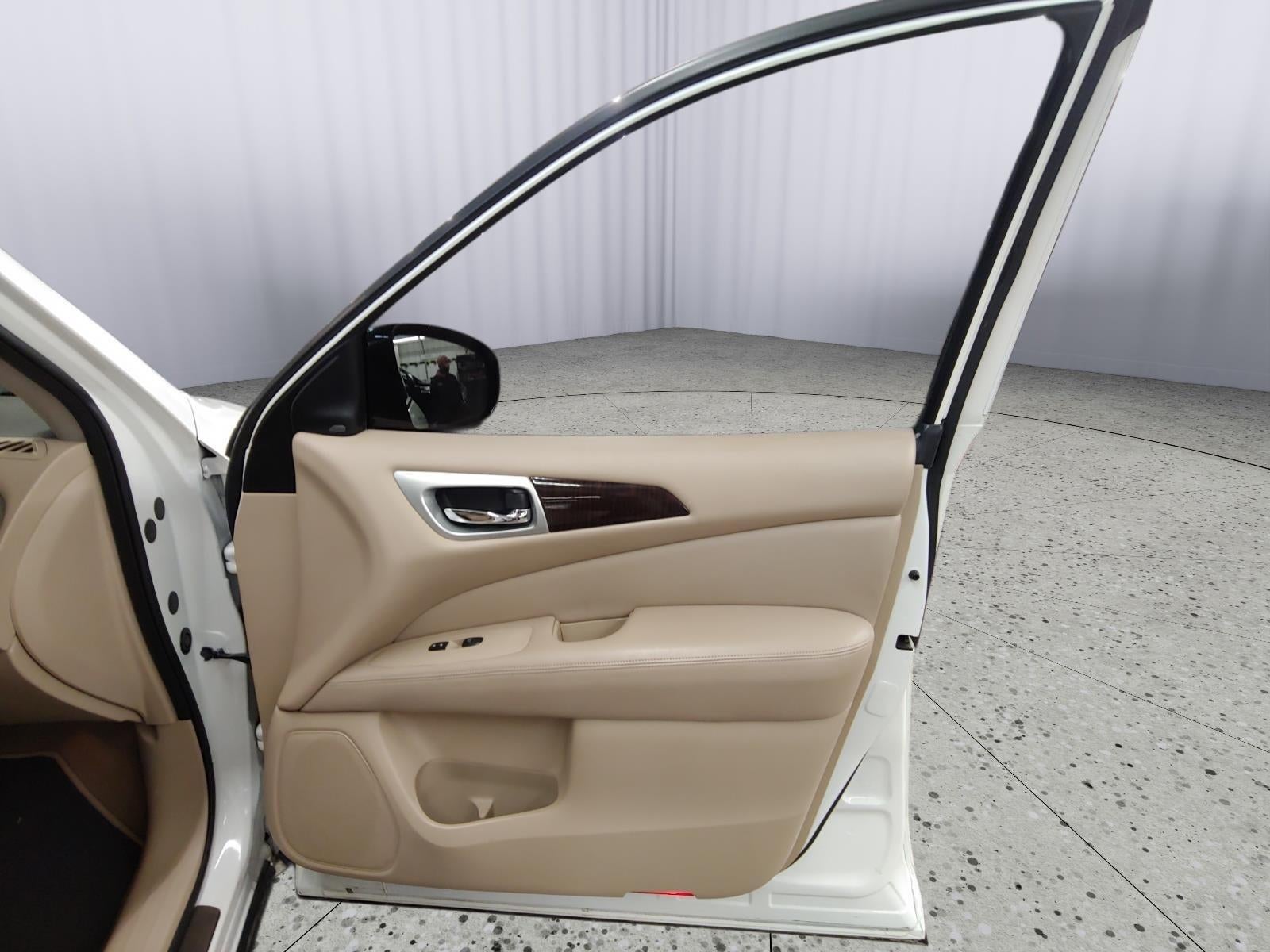 2015 Nissan Pathfinder Platinum