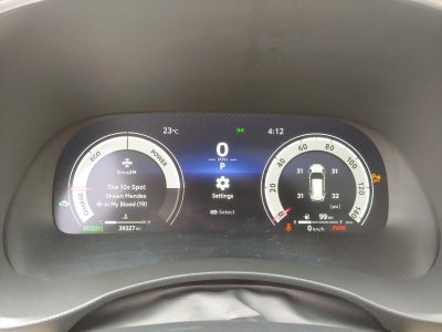 2023 Toyota Highlander Hybrid Platinum