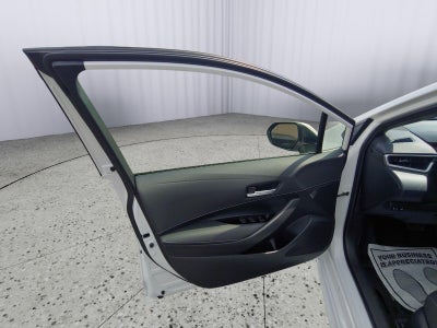 2025 Toyota Corolla Hatchback SE