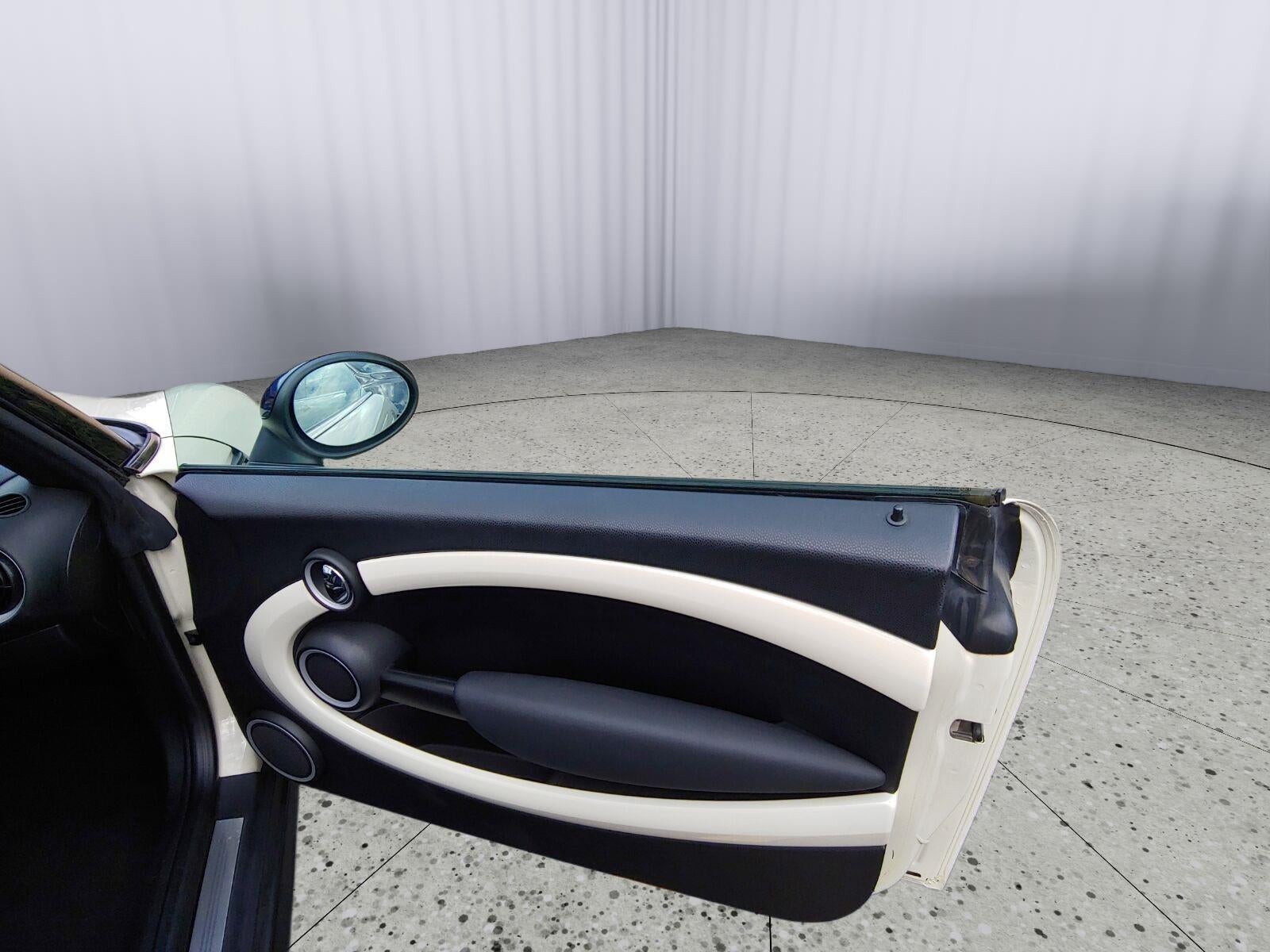 2014 MINI Cooper Convertible Cooper