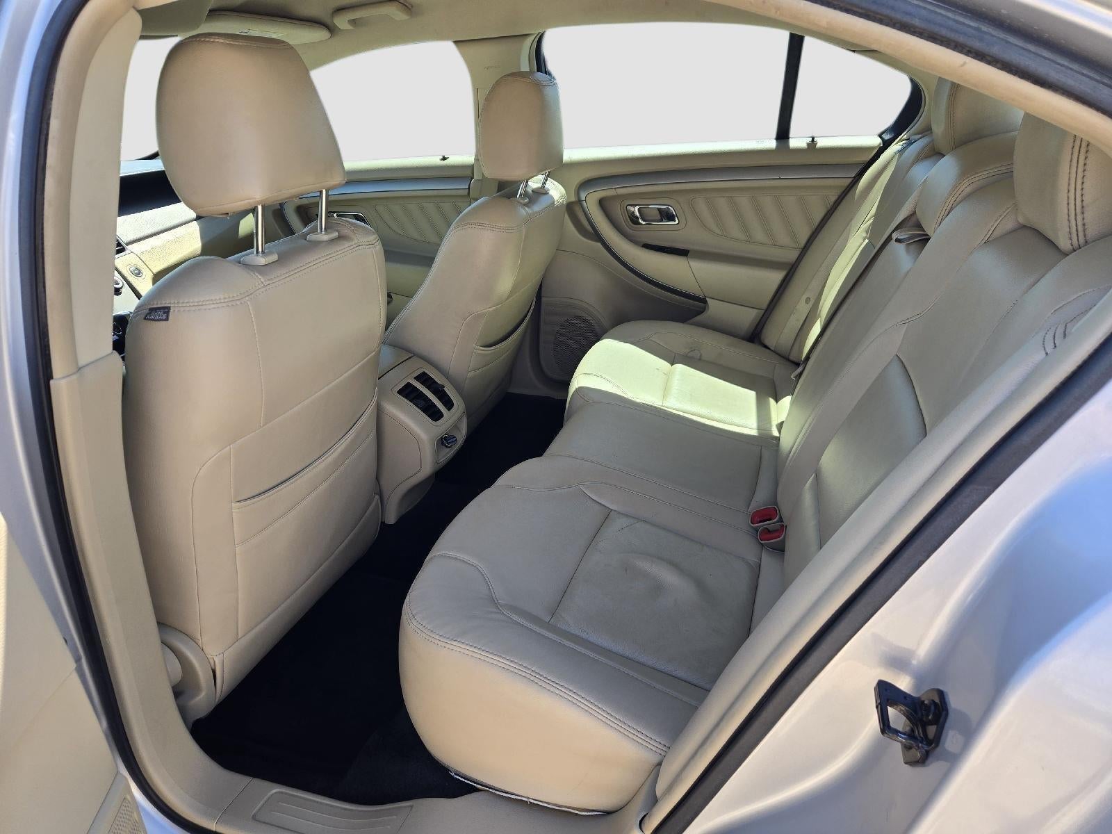 2017 Ford Taurus SE