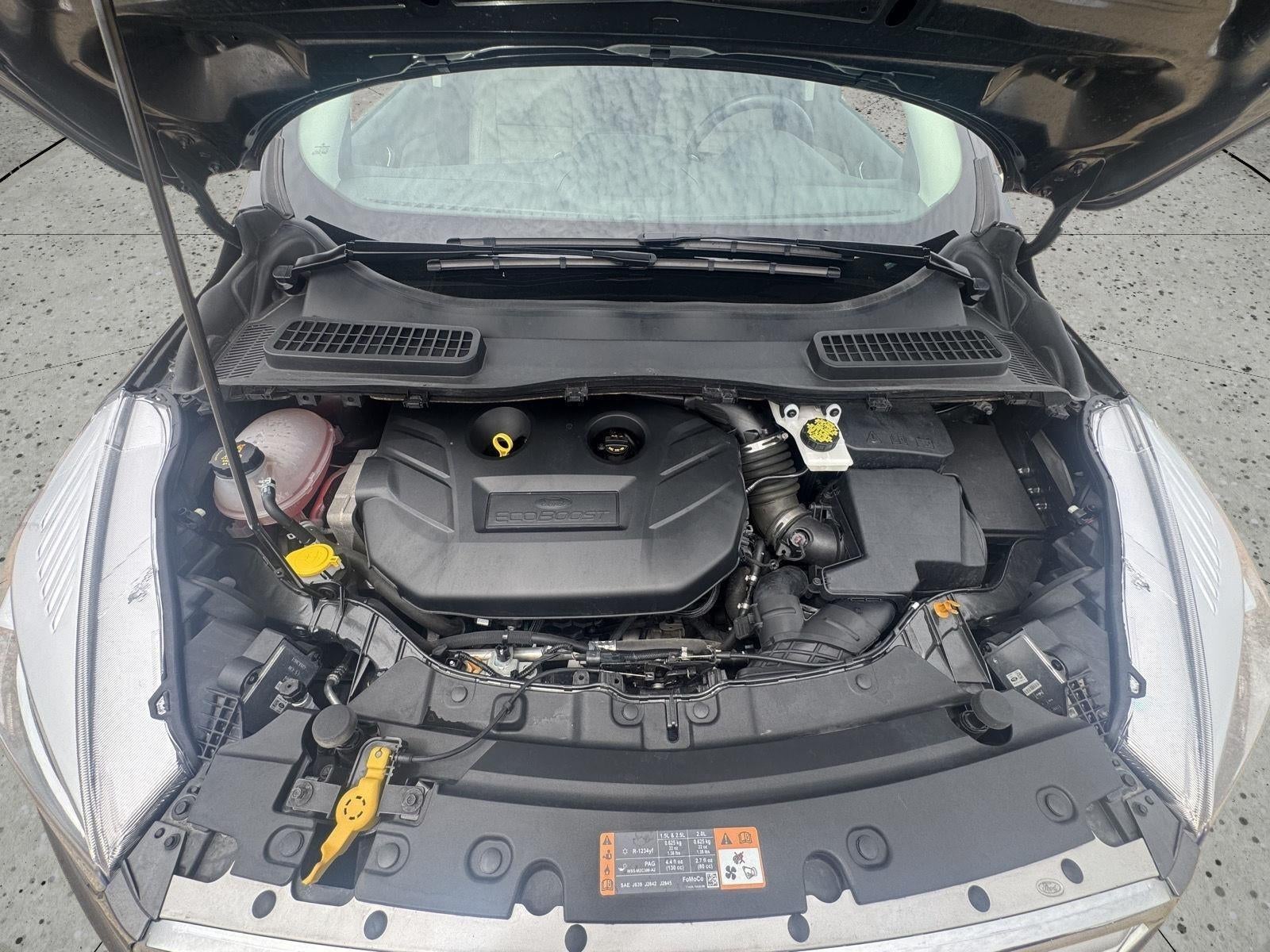 2019 Ford ESCAPE Titanium