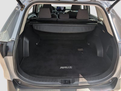 2019 Toyota RAV4 Hybrid XLE