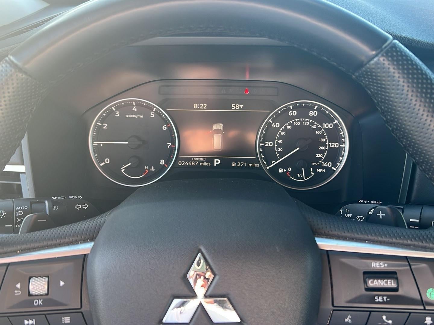 2025 Mitsubishi Outlander SE