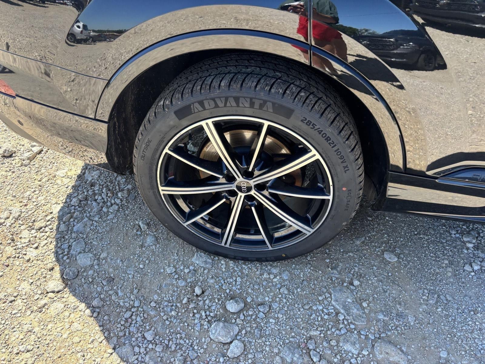 2022 Audi Q7 Premium Plus