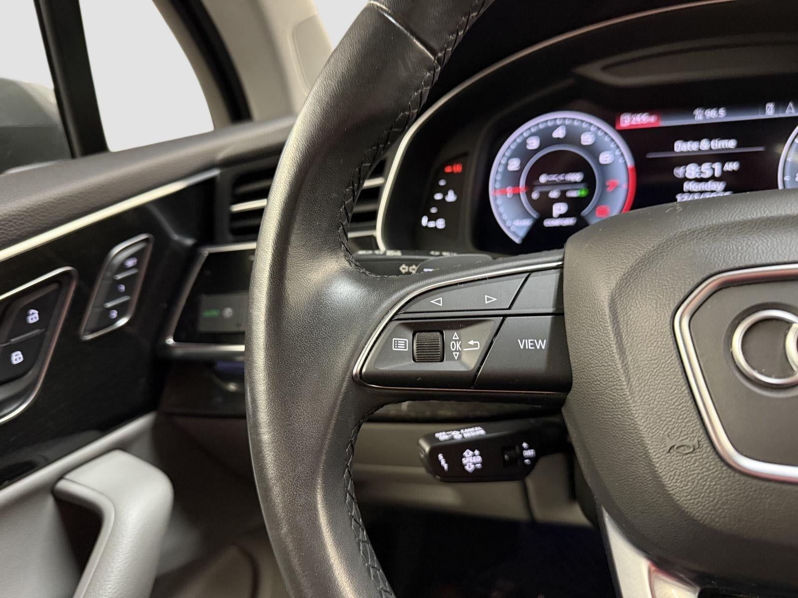 2022 Audi Q7 Premium Plus