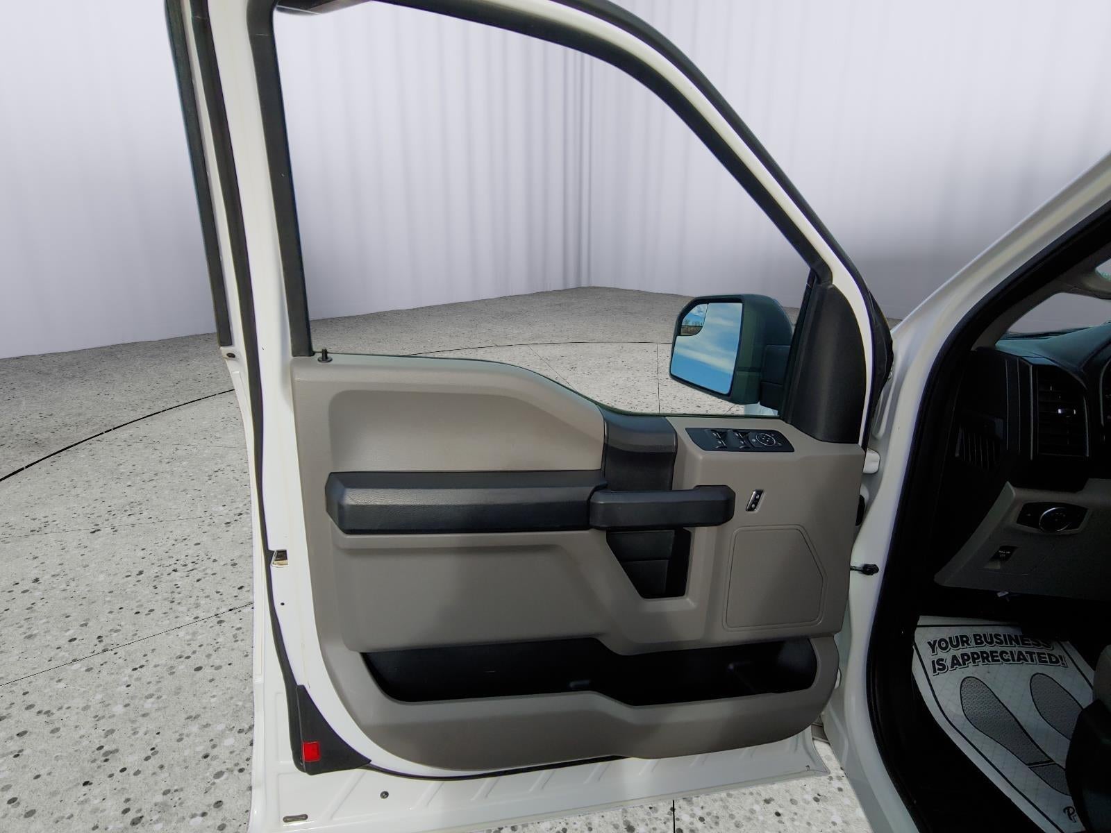 2015 Ford F-150 Base