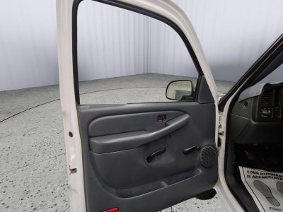 2002 Chevrolet Silverado 2500HD Reg Cab 133" WB 4WD