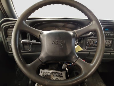 2002 Chevrolet Silverado 2500HD Reg Cab 133" WB 4WD