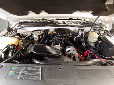 2002 Chevrolet Silverado 2500HD Reg Cab 133" WB 4WD