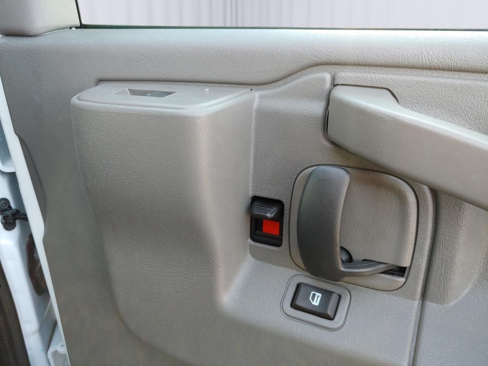 2025 Chevrolet Express Cargo Van RWD 2500 155"