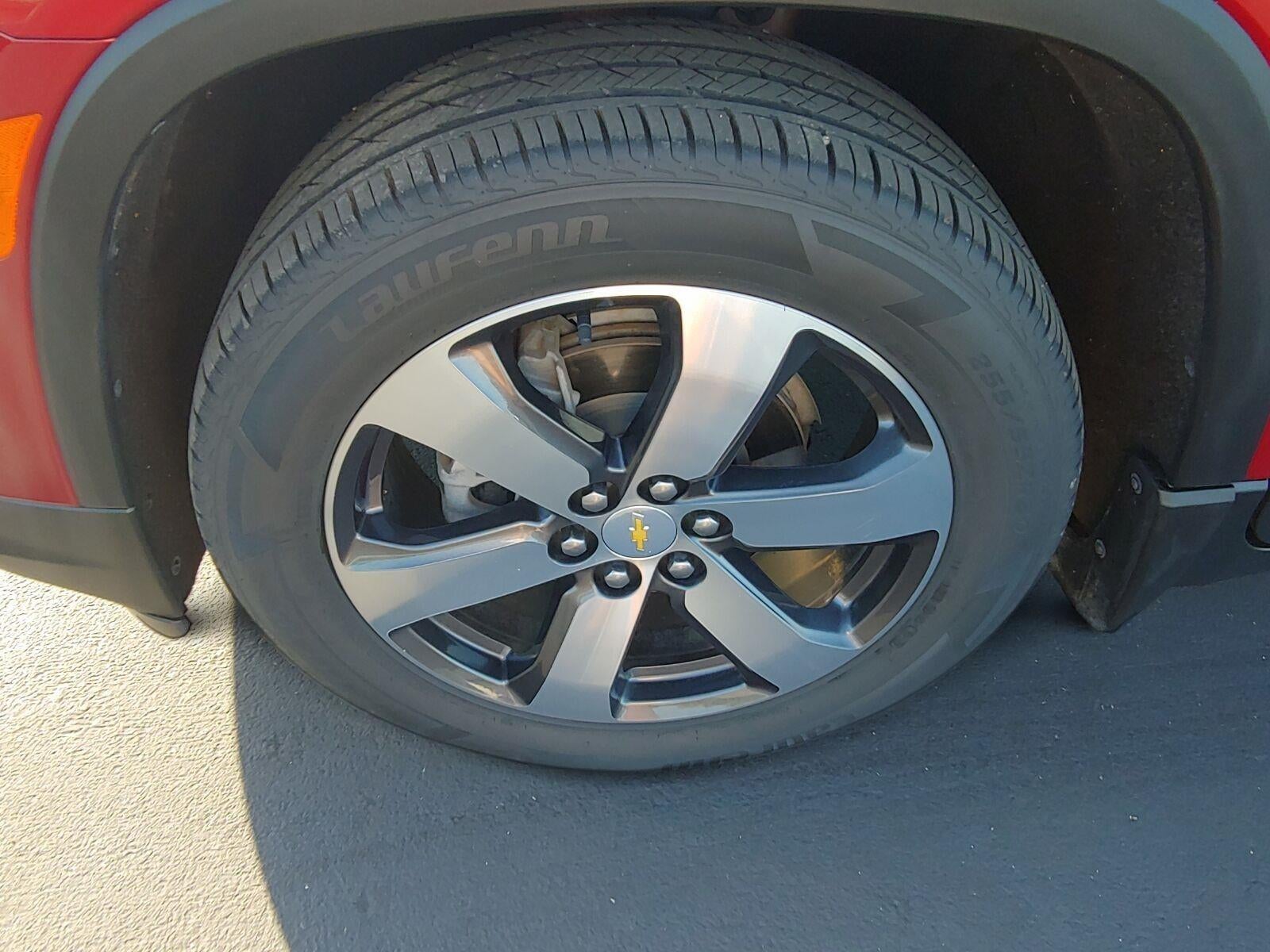 2022 Chevrolet Traverse LT Leather