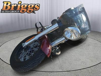 2016 HARLEY-DAVIDSON SOFTAIL SLIM Base