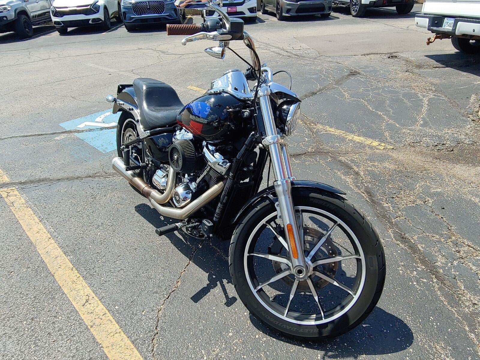 2018 HARLEY-DAVIDSON LOW RIDER Base