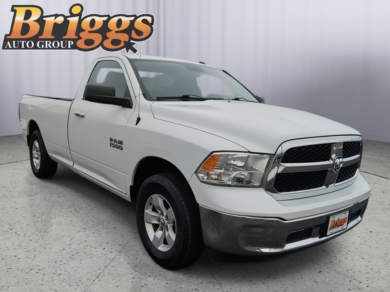 2016 RAM 1500 SLT