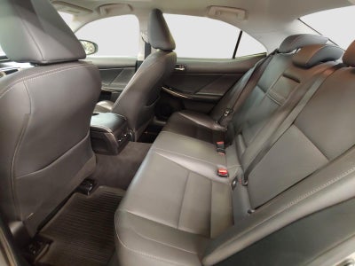 2016 Lexus IS 300 4dr Sdn AWD