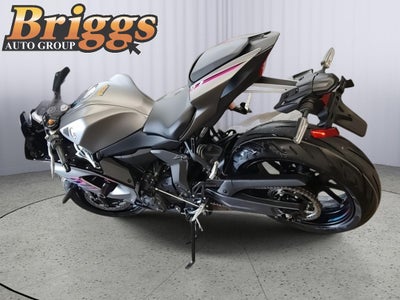 2024 YAMAHA YZFR7 Base