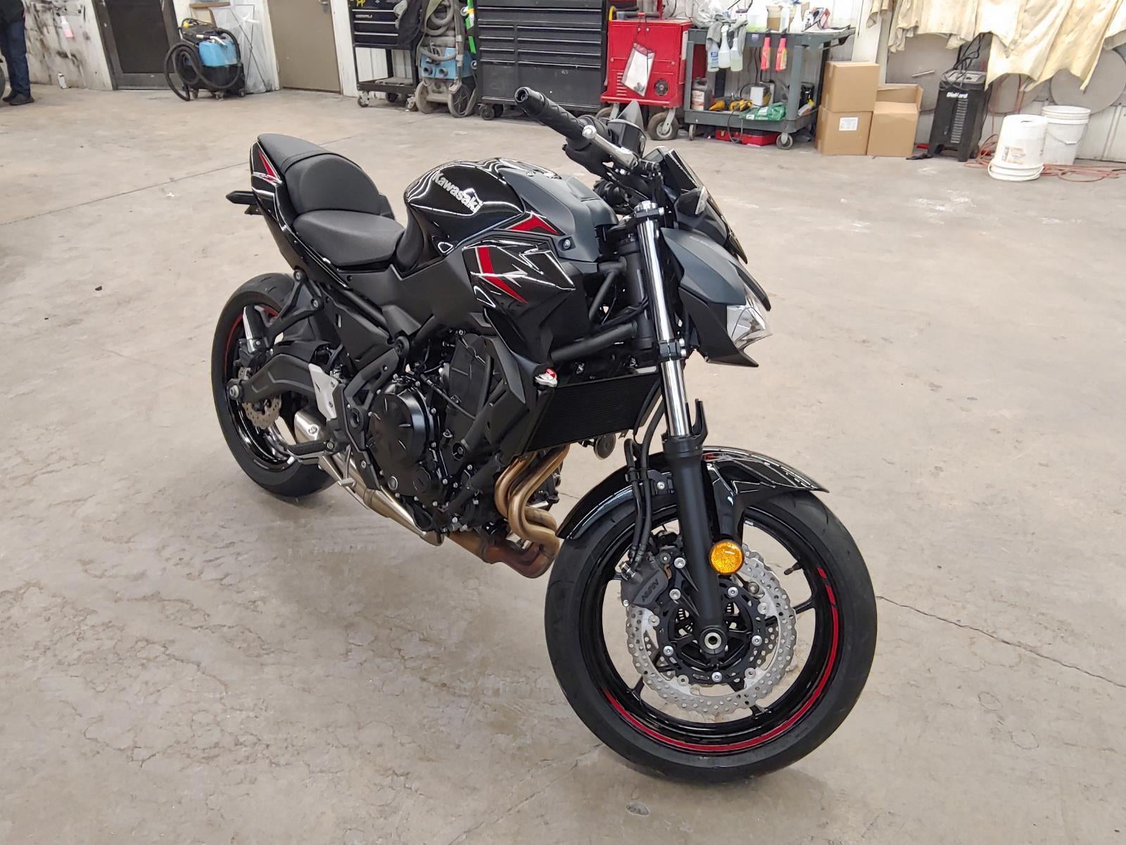 2025 KAWASAKI Z650 Base