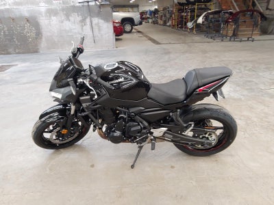 2025 KAWASAKI Z650 Base